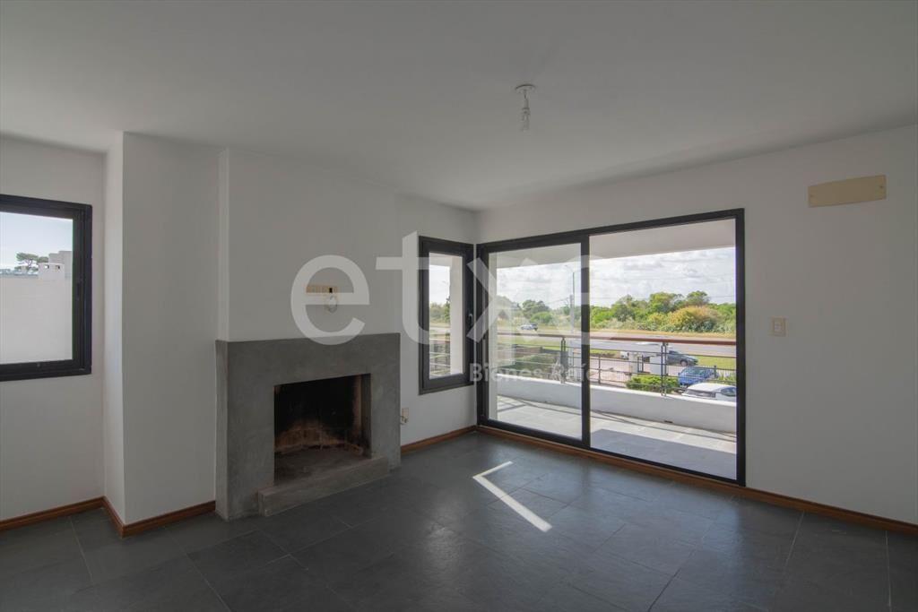 Apartamento Venta  3 dormitorios en Barra de Carrasco...