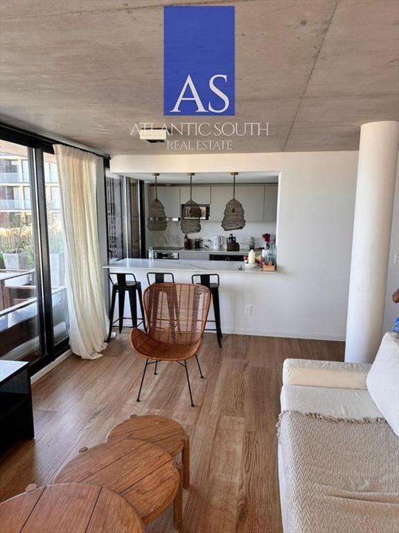 Apartamento 3 dormitorios con parrillero a garage