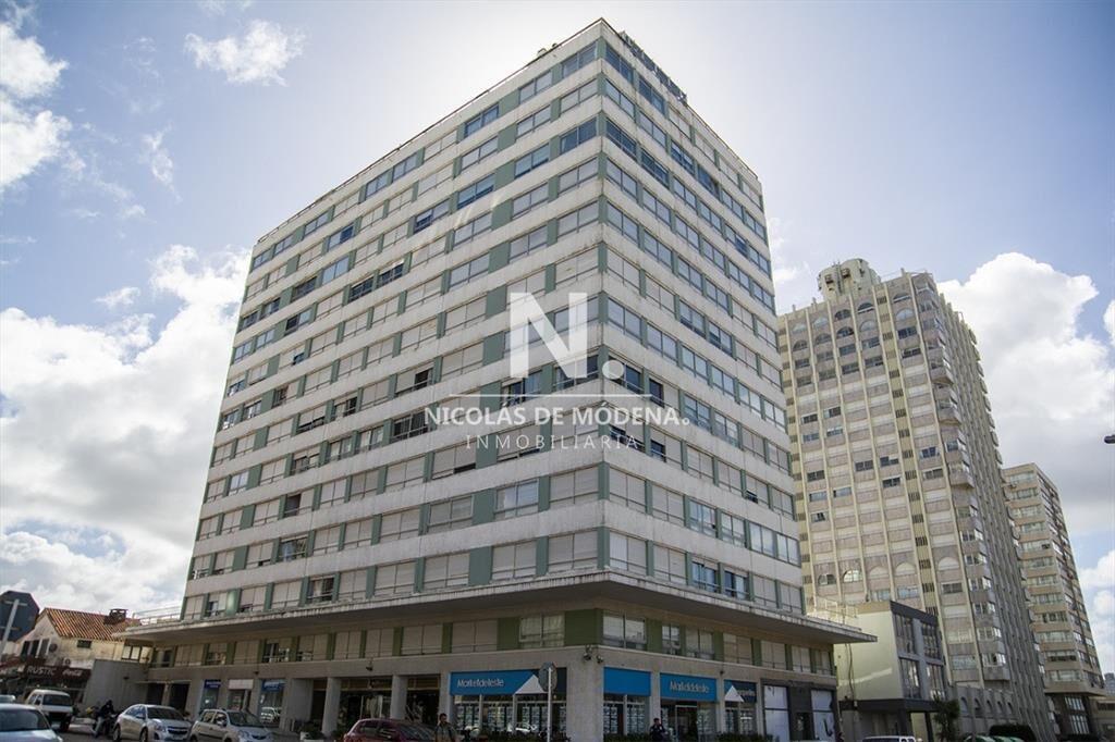 Vende y alquila apartamento de 2 dormitorios en Peninsula,