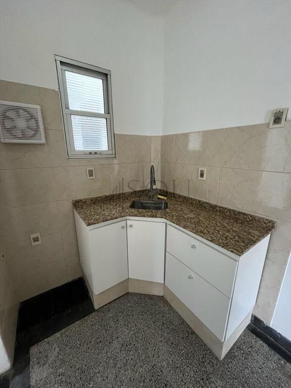 Alquiler apartamento 2 dormitorios con balcón en La Blanque