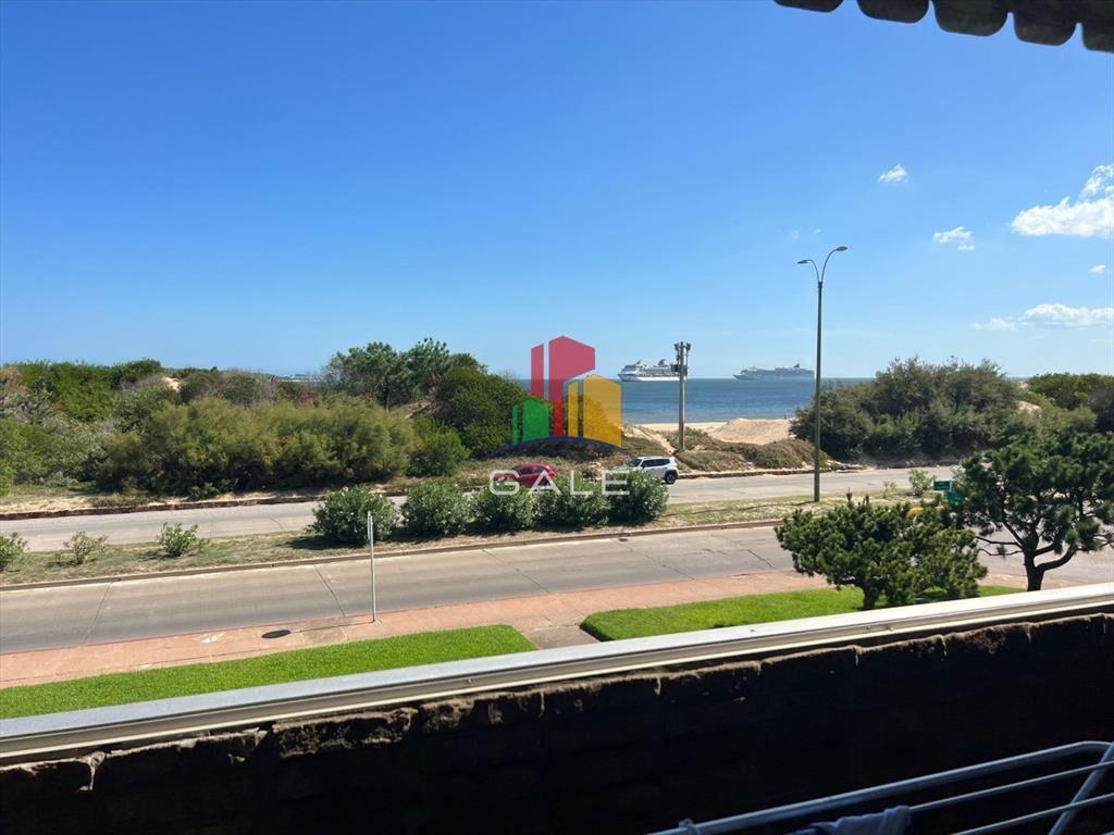 Frente al Mar hermoso apartamento