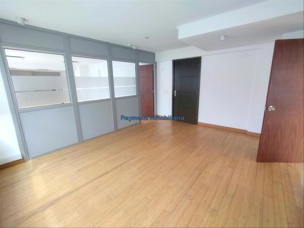Alquiler Excelente oficina de 230m2 en Ciudad Vieja