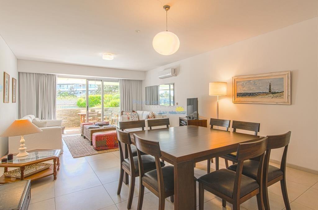Apartamento Tres Dormitorios en Aqluiler Playa