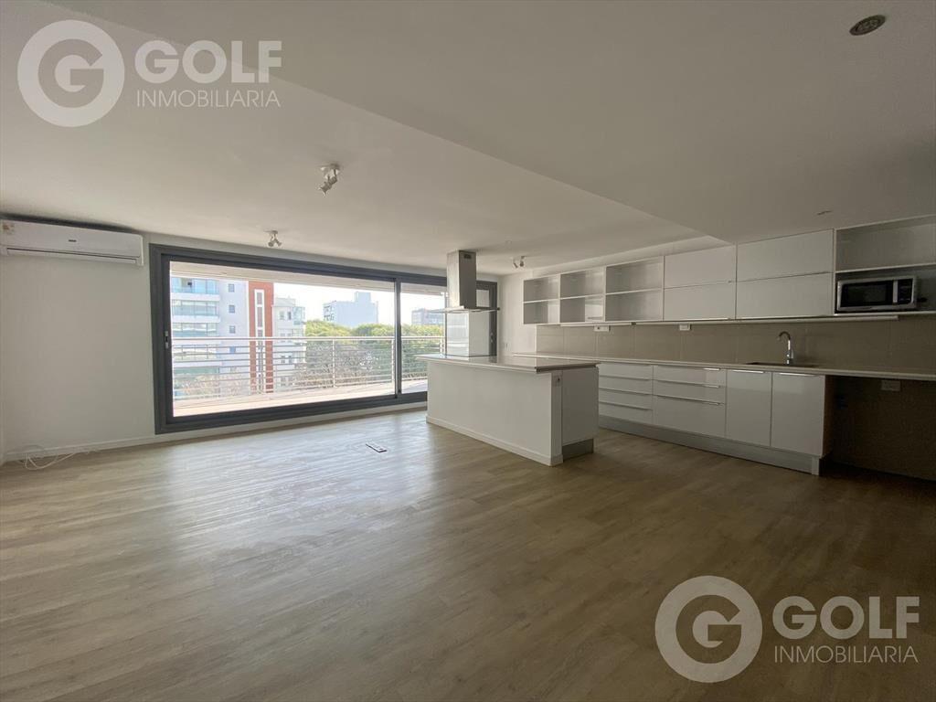 Venta apartamento de 2 dormitorios 2 cocheras con renta en