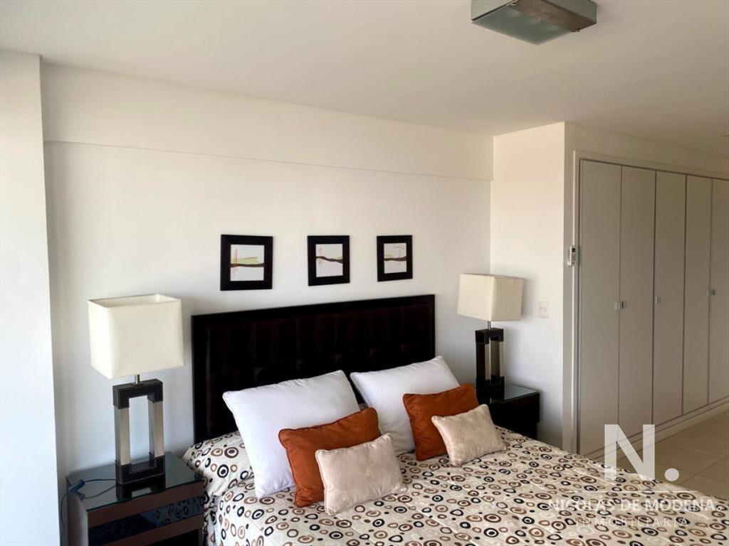 VENTA DE APARTAMENTO DE 3 DORMIOTRIOS EN MANSA PUNTA DEL ES