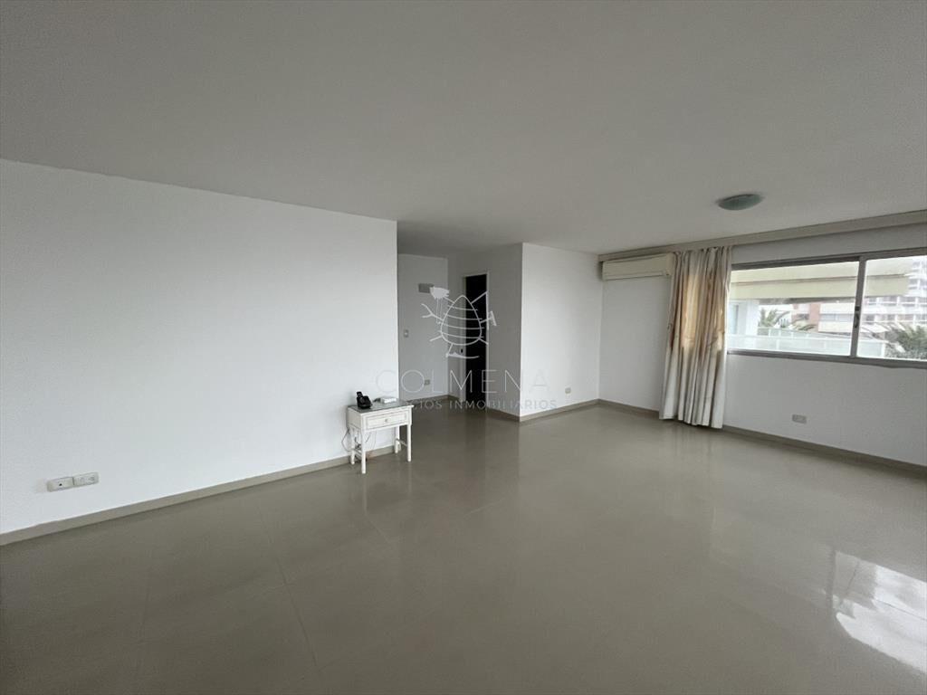 Apartamento en venta, puerto Punta del Este.