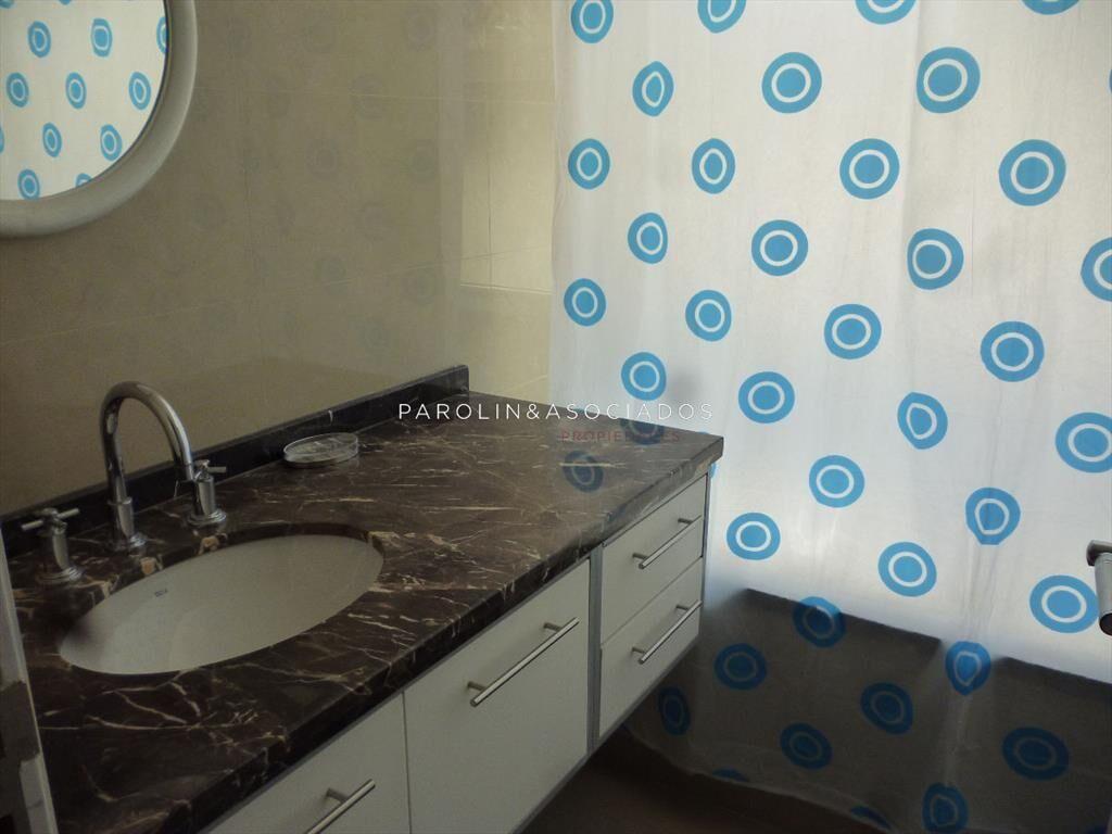 Apartamento en venta en Casino Tower, Punta del