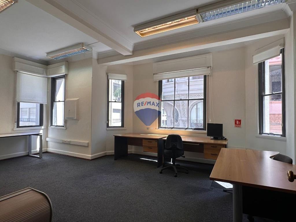 ALQUILER OFICINAS CIUDAD VIEJA PISO COMPLETO