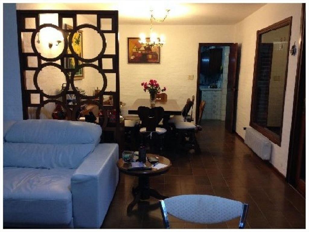 CASA EN UNA ZONA MUY RESIDENCIAL EN MANSA