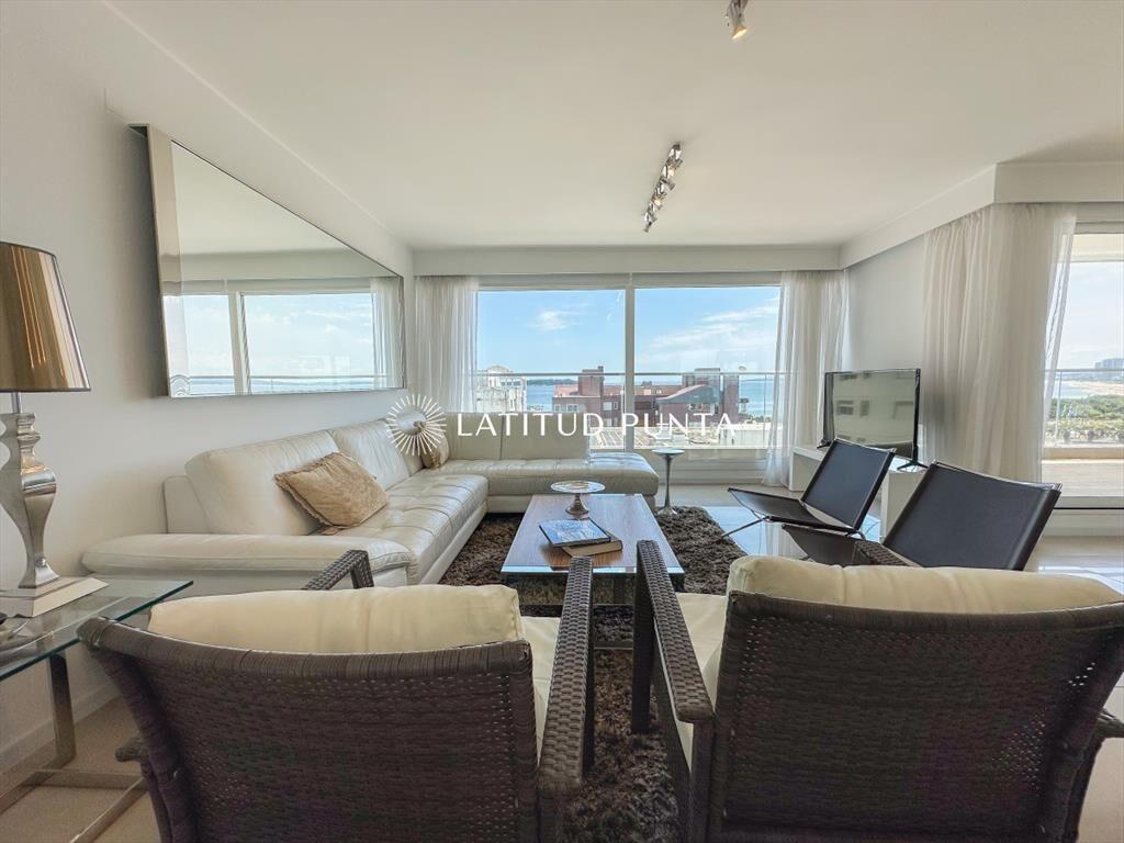 Mansa, exclusivo apartamento de 3 suites más