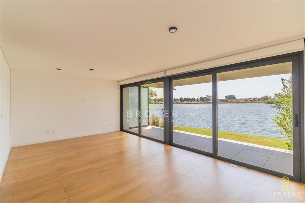 Venta Apartamento Triplex 3 Dormitorios En