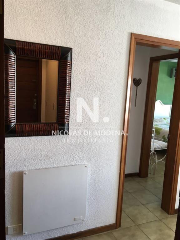 Apartamento en peninsula de 1 dormitorio con a la