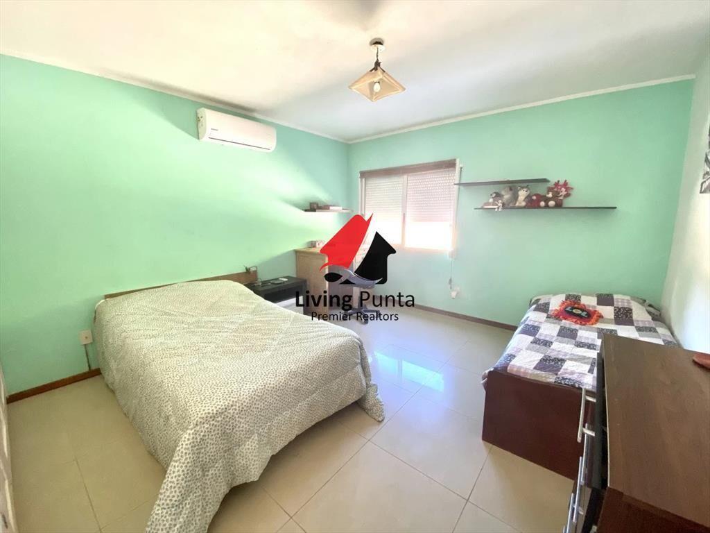 Vende casa en barrio privado la residence, de 4