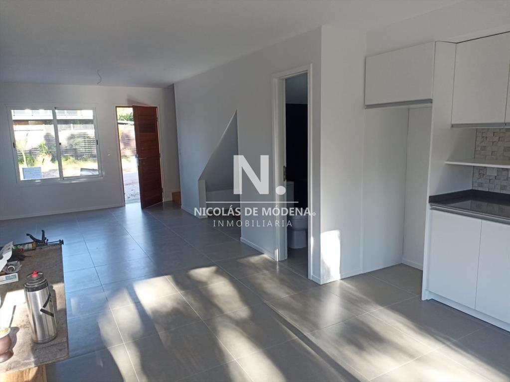 Vende divinas casas a estrenar , aptas para banco