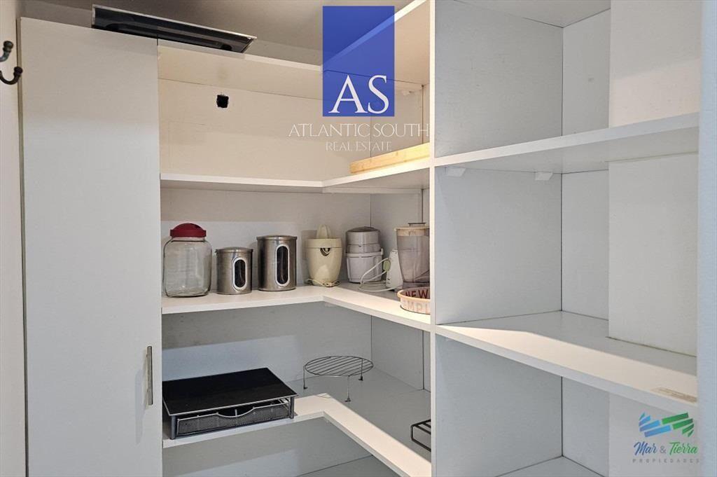 Apartamento 3 dormitorios primera línea frente al mar en P