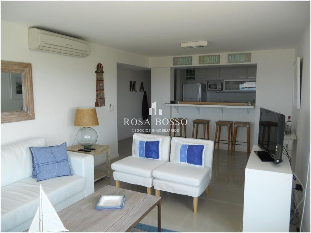 Apartamento en Brava, 2 dormitorios *
