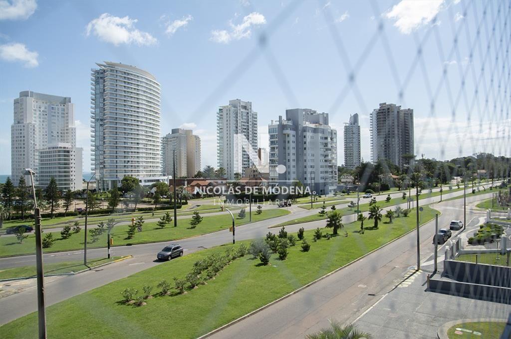 Hermoso Departamento en venta en zona de la