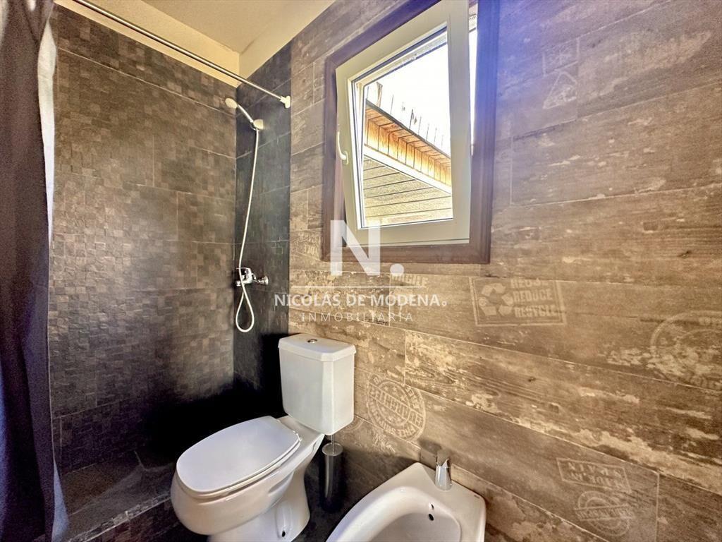 Casa de cuatro dormitorios en venta en Barrio El