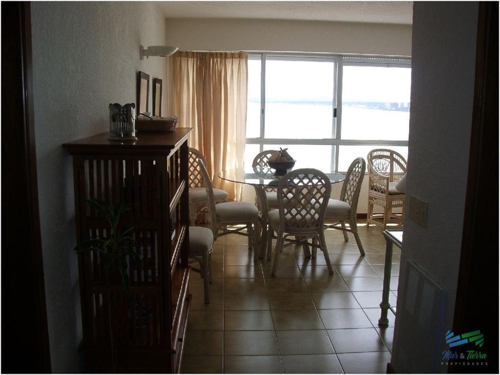 Apartamento en piso alto, torre tradicional en