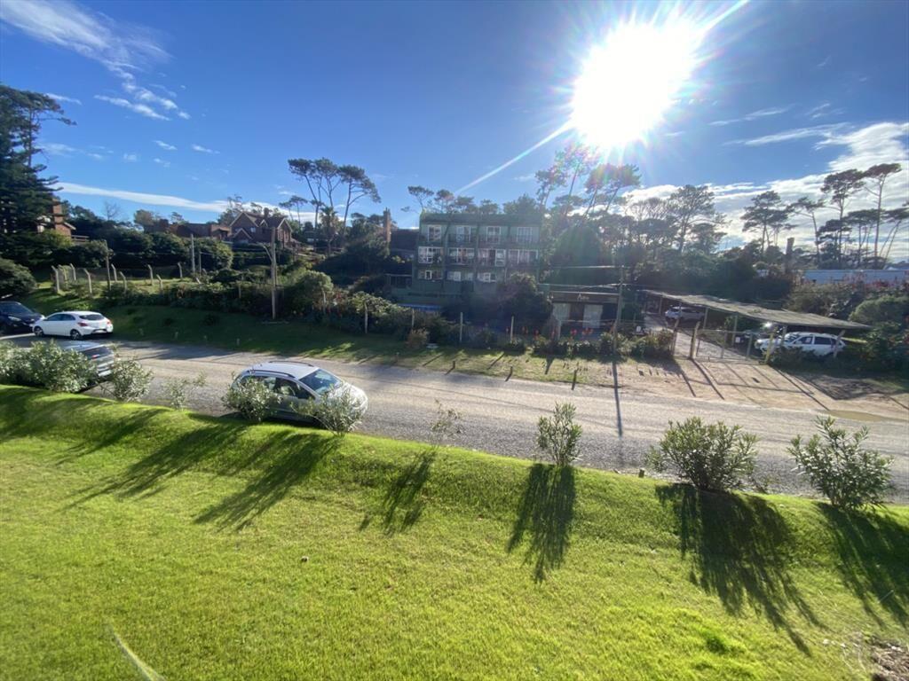APARTAMENTO DE 2 DORMITORIOS EN VENTA EN MANSA BAY