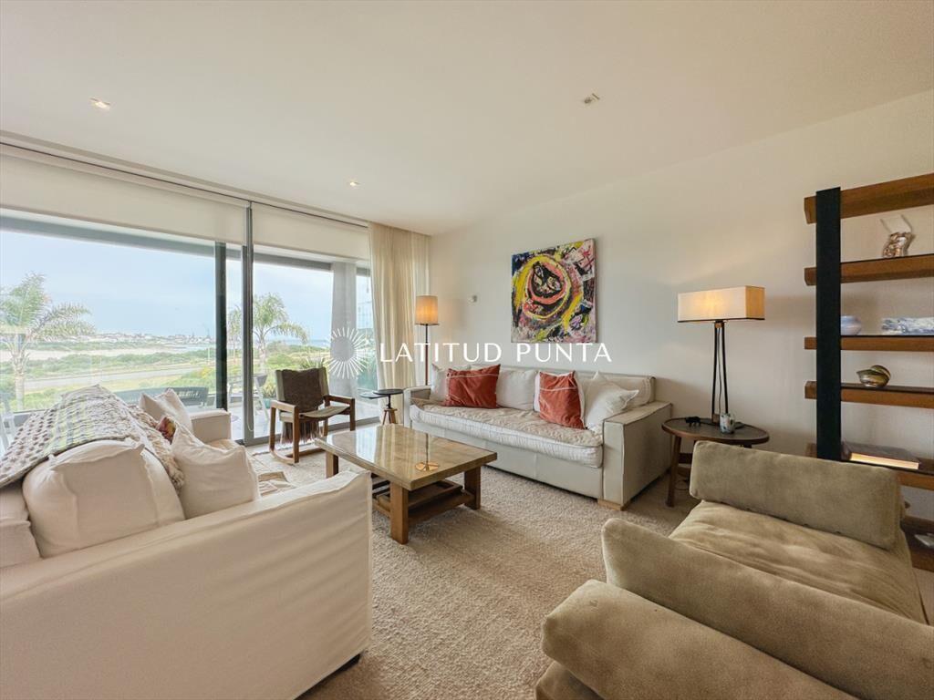 Apartamento en Tiburón Terrazas Barra, 3 suites más depen