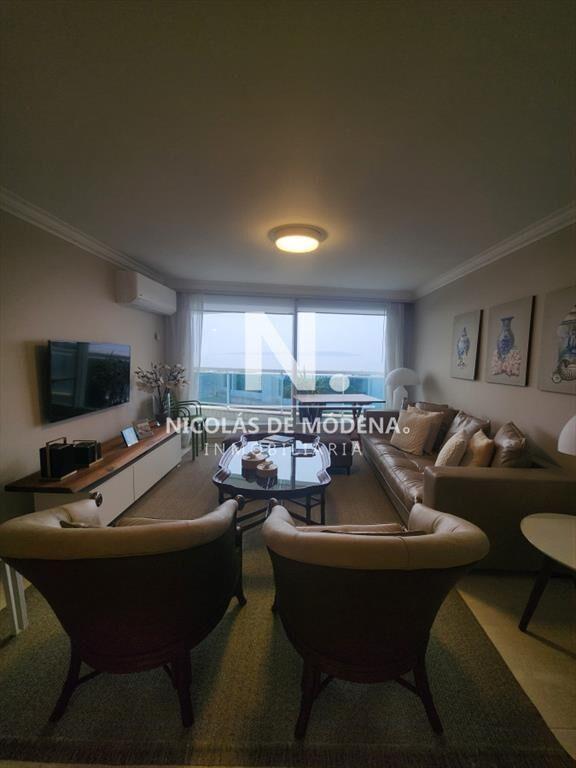 Vende apartamento de 2 dormitorios en Mansa, del
