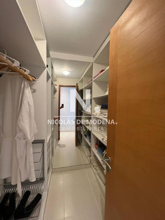 Departamento de 2 dormitorios en venta en Seasons