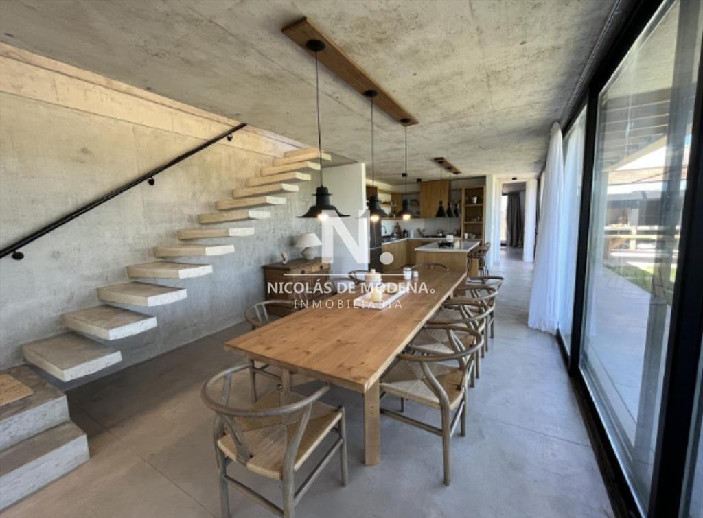 En venta casa en Jose Ignacio de 3 dormitorios.