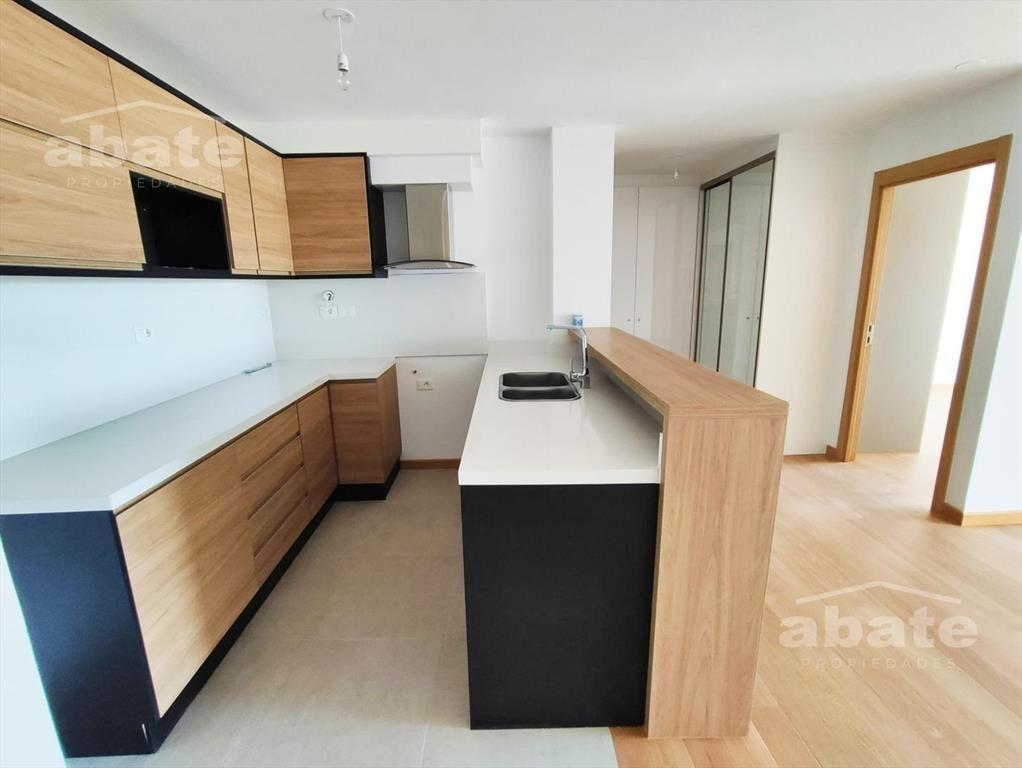 Alquiler apartamento de 1 dormitorio con patio - Punta Carr