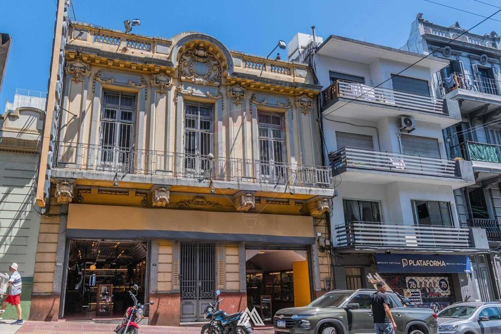 Venta gran local / padrón con 3 unidades en Centro