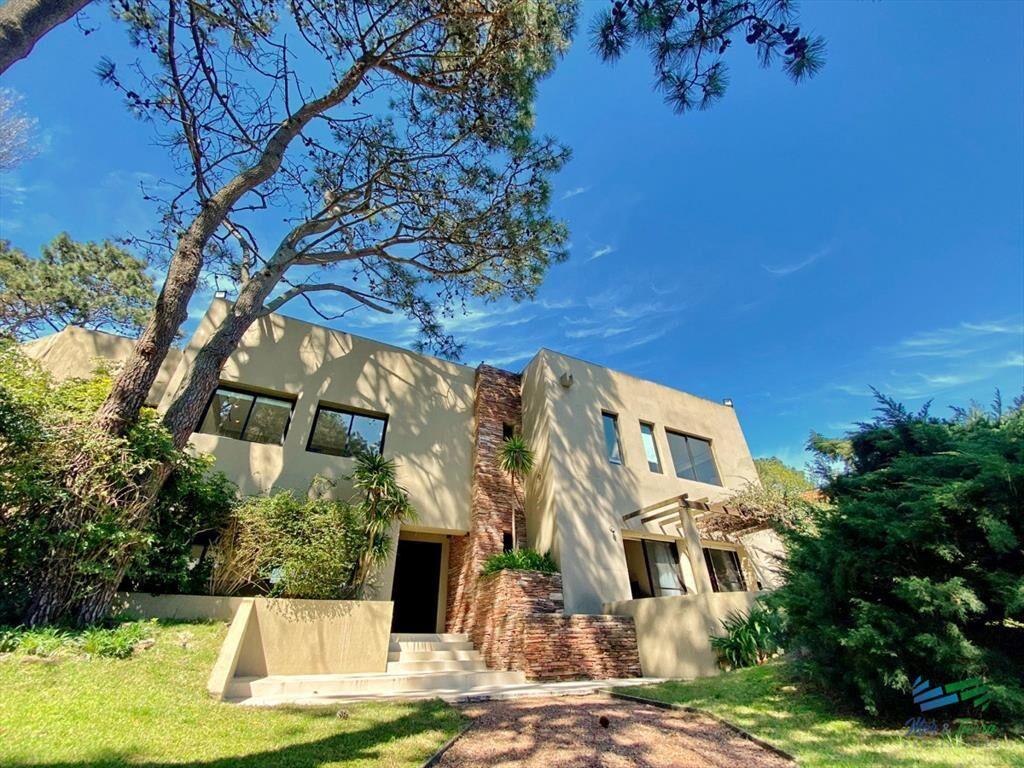 Gran casa de 5 dormitorios, Brava, Punta del