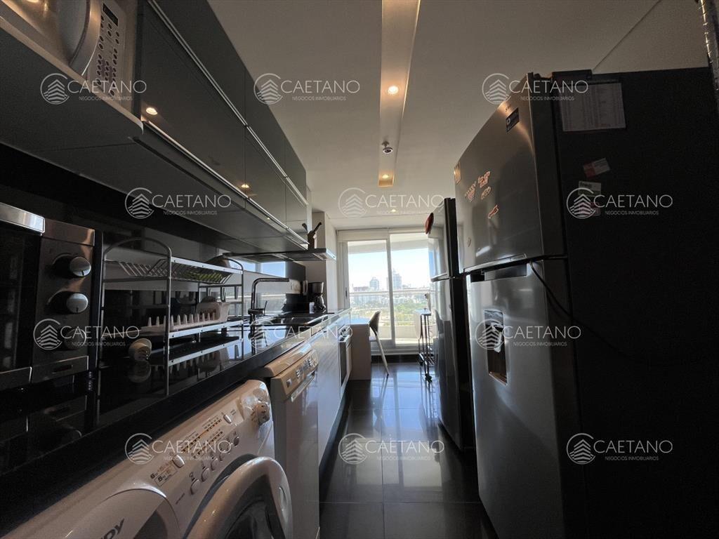 Venta apartamento en Punta del Este con vista al