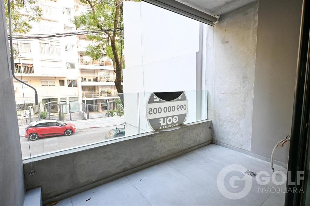 Venta de apartamento de 1 Dormitorio con Terraza, Patio, Pa