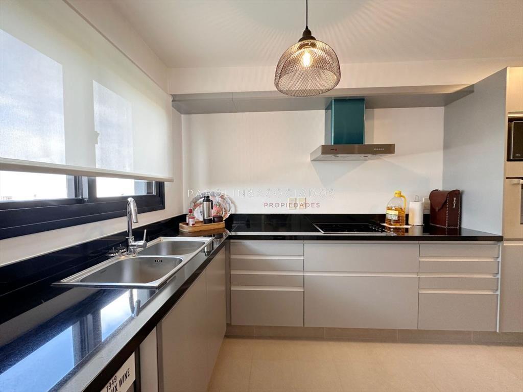 Apartamento de 3 dormitorios en suite en venta en Torre One