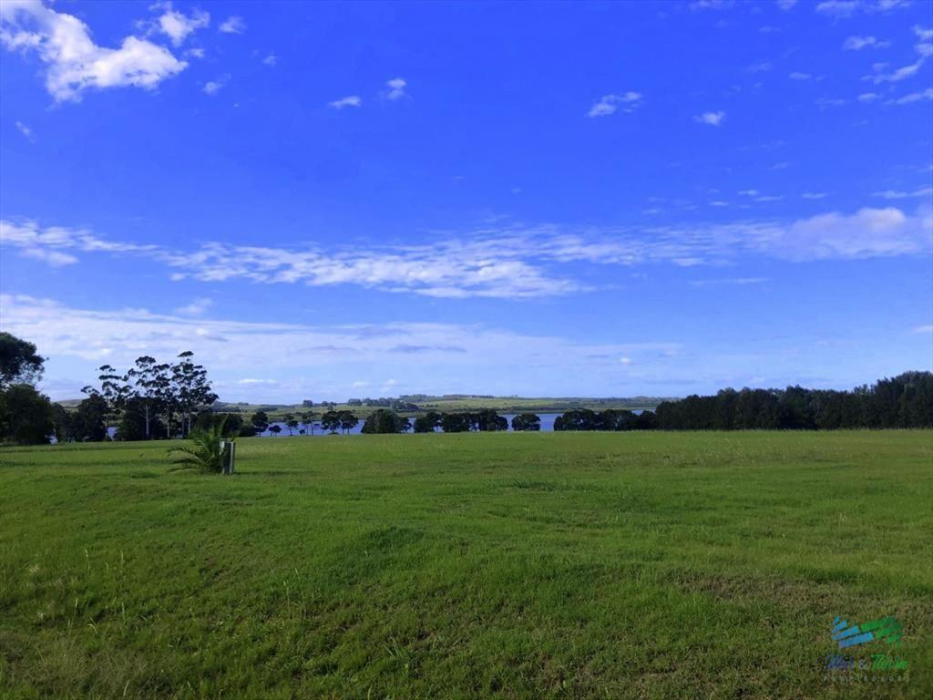 Venta de gran terreno en Laguna de los Cisnes