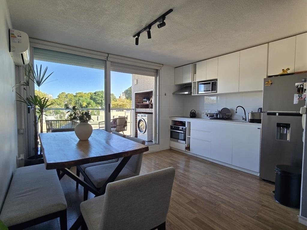 Apartamento de revista en el Prado con garaje x2 y balcón c