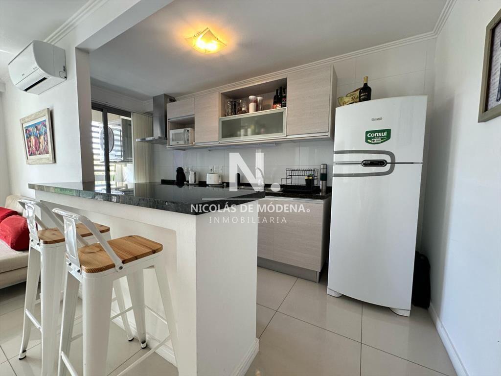Venta de apartamento de 2 dormitorios en Place -