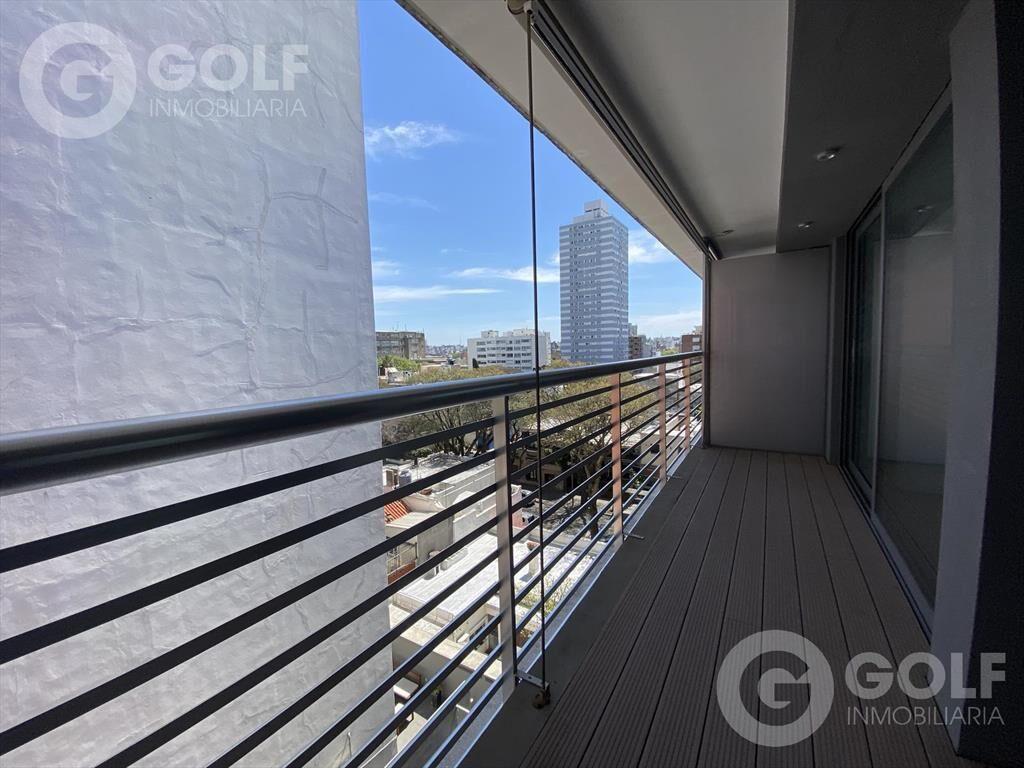 Venta de apartamento de 1 dormitorio con cochera en Punta