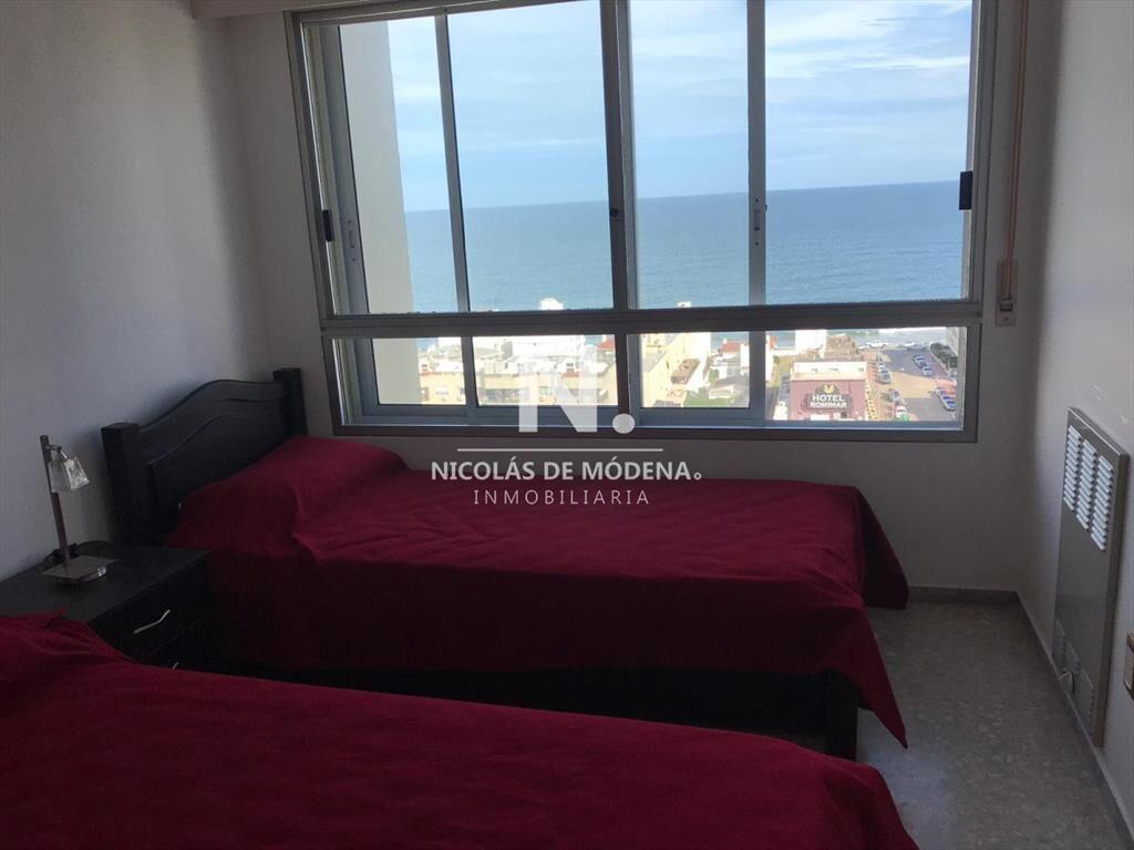 Se vende apartamento de 3 dormitorios en muy bien