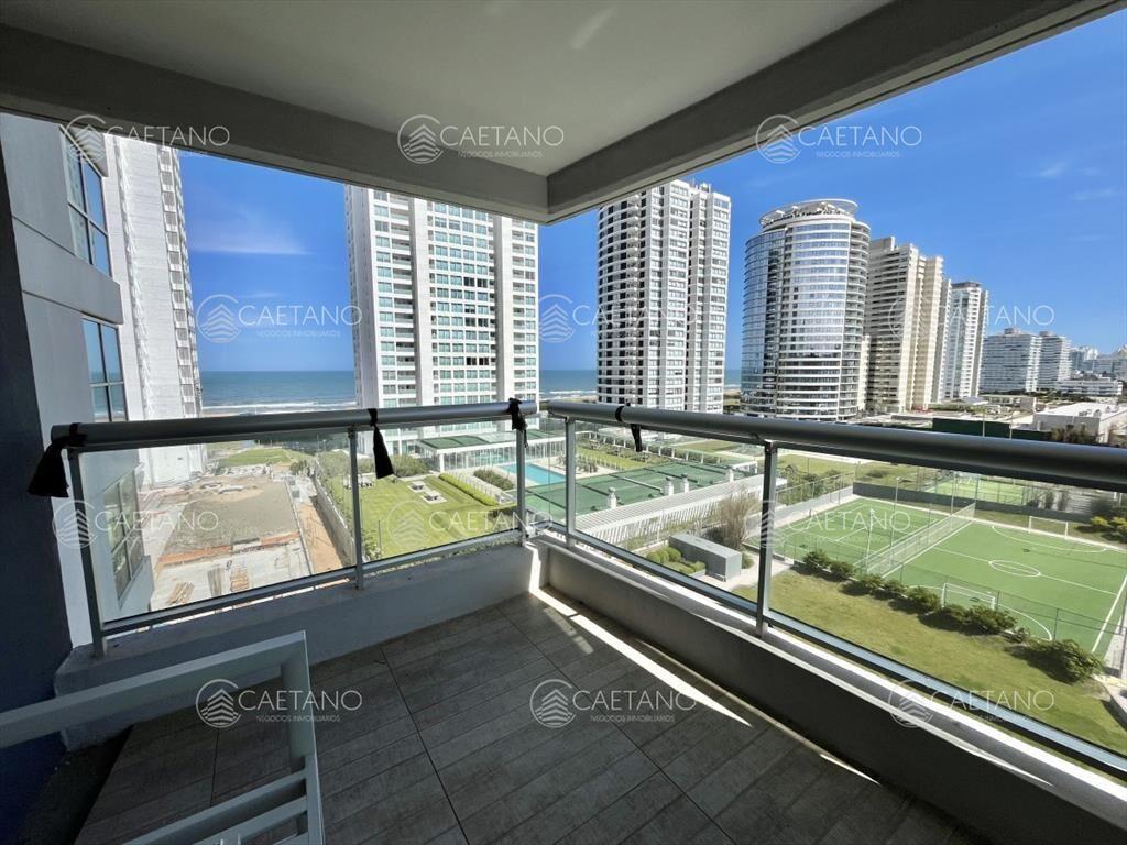 Venta apartamento en Punta del Este con vista al