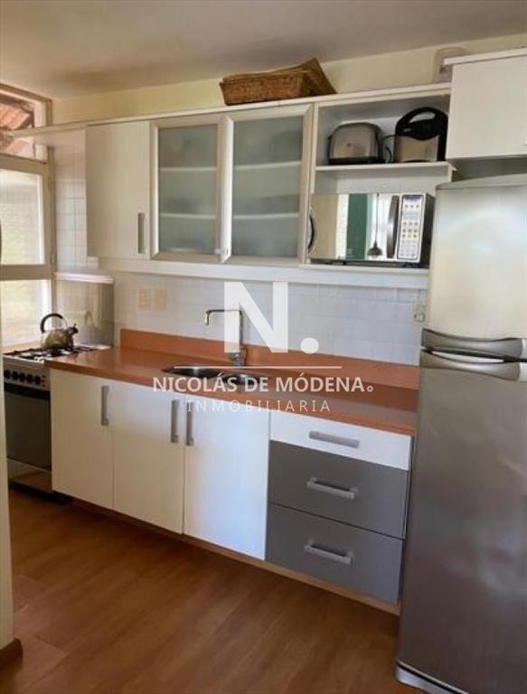 Departamento de 3 dormitorios en venta en pleno -