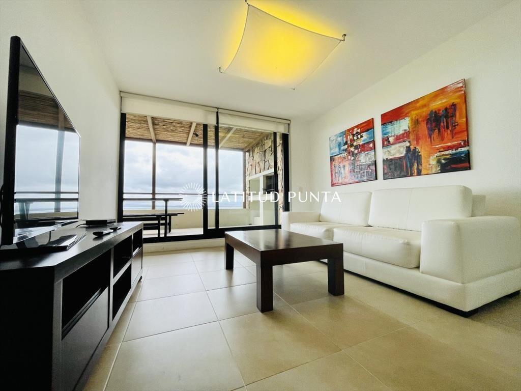 Apartamento de 2 dormitorios con parrillero en