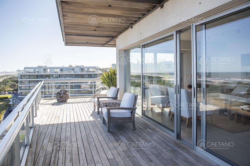 Apartamento con vista espectacular a metros del mar, en Bra