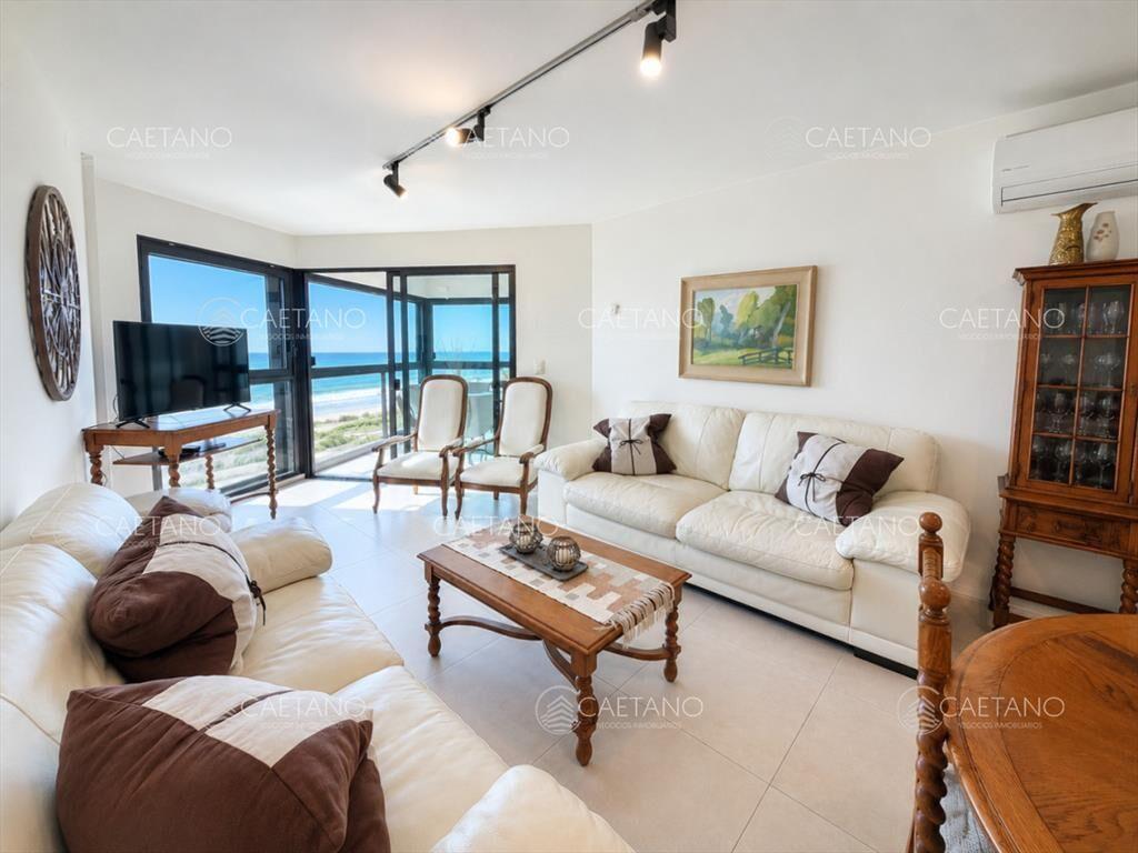 Venta apartamento 3 dormitorios - Playa Brava,