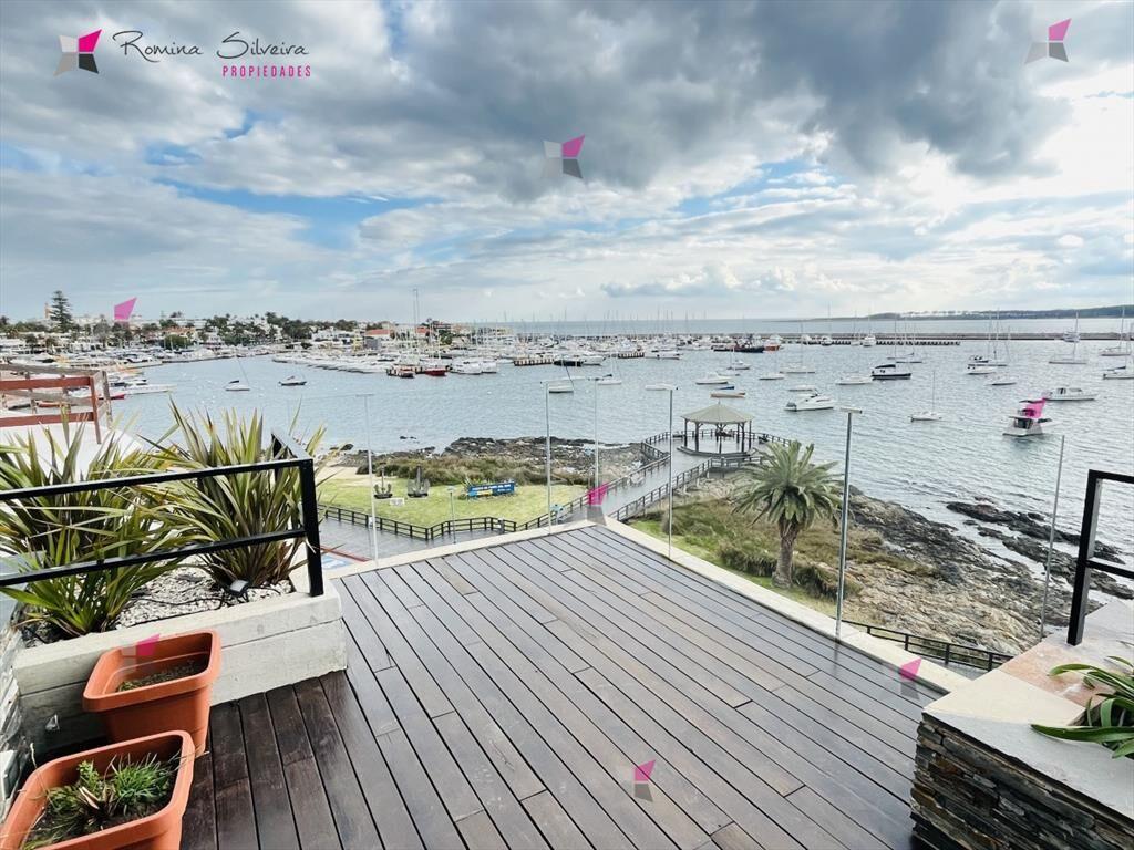 Venta APARTAMENTO PENTHOUSE 3 DORMITORIOS MAS DEPENDENCIA E