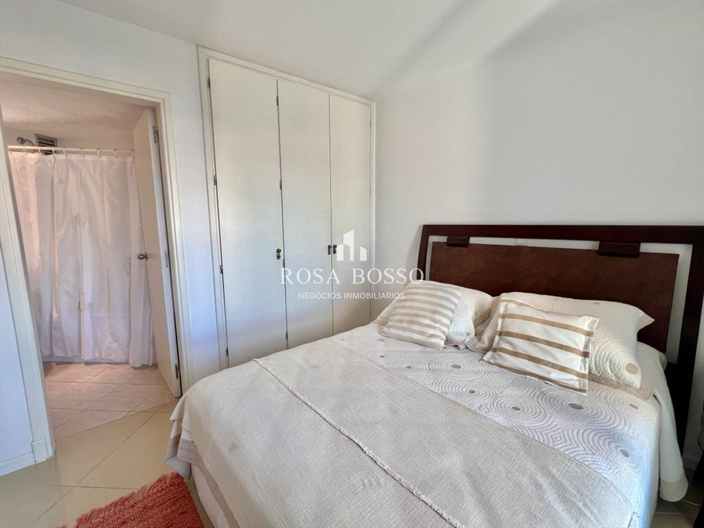 Venta Brava- Punta del Este; 4 dormitorios; 4 el