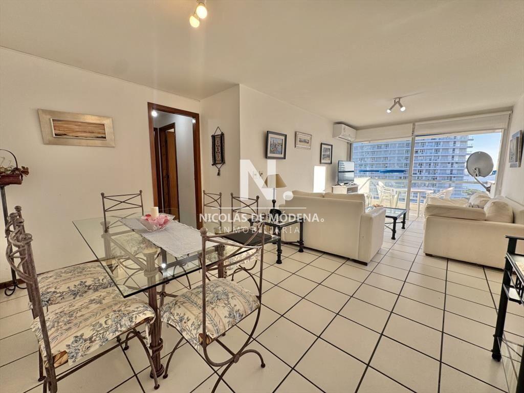 VENTA DE APARTAMENTO DE 2 DORMITIORIOS ZONA MANSA
