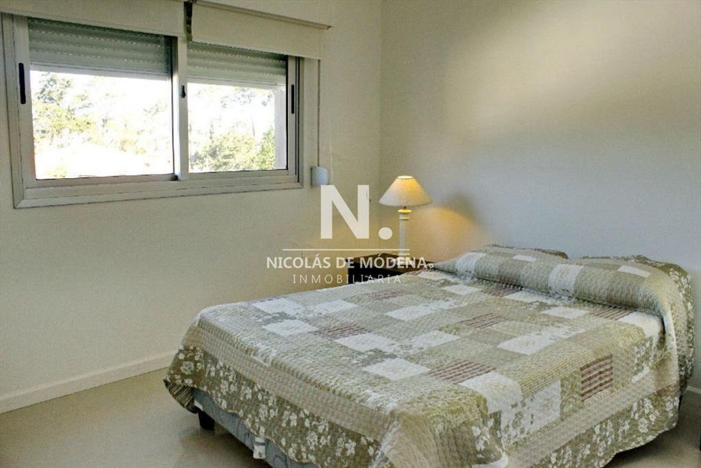 Alquilo apartamento de 2 dormitorios cerca del