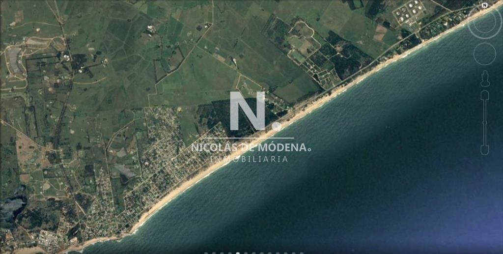 Vende Terreno en Manantiales