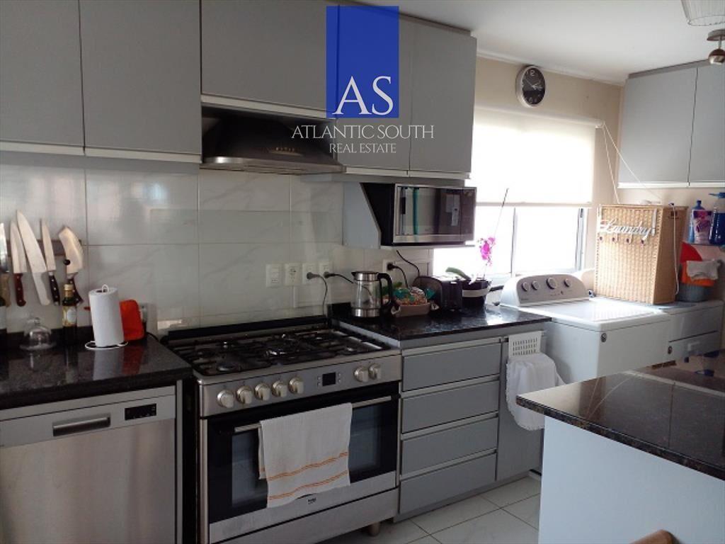 Apartamento moderno 3 dormitorios frente al mar